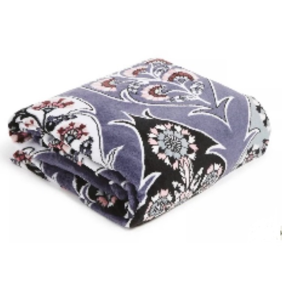 Vera Bradley Throw Blanket, Ornate Bloome - Picture 2 of 4